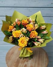 Букет цветов из:  Альстромерии и Розы в Григорьевской