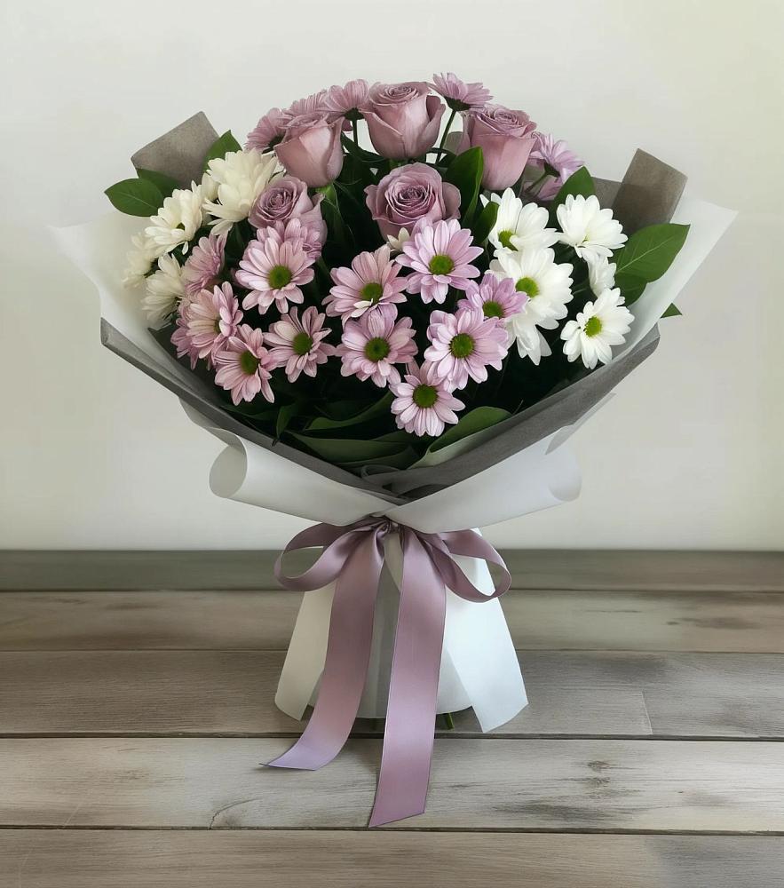 Букет цветов из: Хризантемы и Розы в Григорьевской