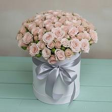 Цветочная композиция из Розы в шляпной коробке в Григорьевской