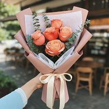 Букет цветов из:  Розы в Григорьевской