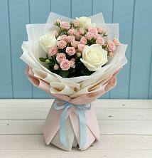 Букет цветов из:  Розы в Григорьевской
