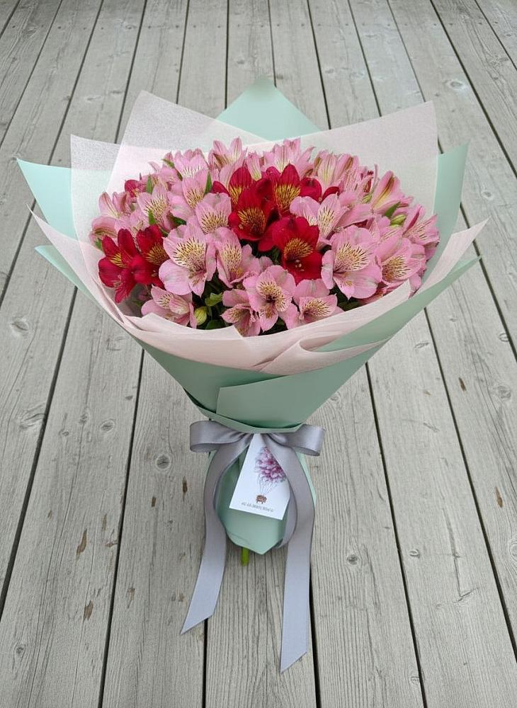 Букет цветов из: Альстромерии в Григорьевской
