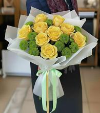 Букет цветов из:  Хризантемы и Розы в Григорьевской