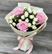 Букет цветов из:  Розы в Григорьевской