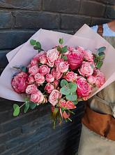 Букет цветов из:  Розы в Григорьевской