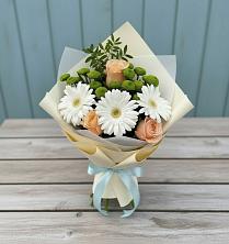 Букет цветов из:  Герберы, Розы и Хризантемы в Григорьевской