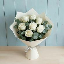 Букет Белые розы в Эвкалипте в Григорьевской